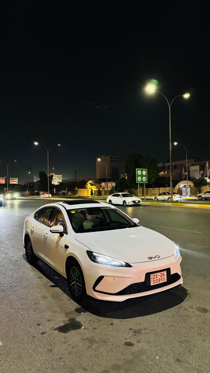 سەرەتق بەناوی خوای گەورە  BYD 2025SEL 05 FLAGSHIP فول فول مواسفات لەمە فولتری نیە سەیارەکە سفر سفرە بە پاتری و بەنزین 2 هەزار کیلۆ مەتر ڕۆشتوە مواسفاتی 13 کامیرە ناو سپی کوشن جلد سلایت و بەسمە حاسەی پشت و پێش رادار ٣٦٠ پلە راداری ئاوينە شاشە گەورە ئاوێنە شفت ویل کرۆم و فول فول مواسفات سەیارەکە کلینە سارد بۆیاغ تەزرە هیچ هیچی پێوە نیە گیر مەکینە کارەبایی و پاتری و هەمووی بەشەرت سەیارەکە سفرە پێویستی بە محت نیە بۆ زانیاری زیاتر پەوەندیم پێوە بکەن *********** ڤایبەر و واتساپم هەیە كويسينجاك, أربيل

