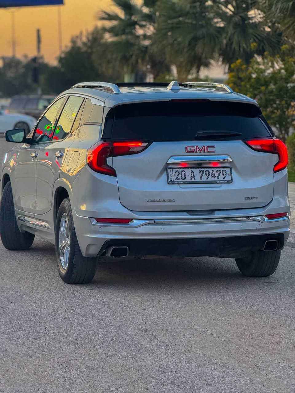 جمسي تيران دينالي(اعلى فئة)
محرك ٢٠٠٠ توربو
بدون اريباك 
سقف بانوراما 
بصمة ابواب
جنطة كهرباء
كامرات٣٦٠
حساسات امامي خلفي
شحن لاسلكي
كشنات كهرباء
كشنات تدفئه تبريد
كشنات خلفيه تدفئه
تذكير بالكشنات الخلفيه في حال نسيان شي
كروس مثبت سرعة
مانع تصادم
رادار 
كشن خزن ميموري
بانوراما
شاشة كار بلي
تحكمات ستيرن
لايت دوار
كير ١٠ نمر ويه البك
منافذ كهرباء
رادار 
٤ مودات للقيادة
هاند بريك كهرباء
لايت زينون
حدادية وادامة جديدة
وبعد بيها مواصفات الدينالي معروفة مواصفاتها
حادثها قبق جنطه فقط ونفسه مصبوغ والبنيد للجمالية
السيارة رقم ديالى الجديد بإسمي
السيارة للبيع او للمراوس حسب القناعة
***********
