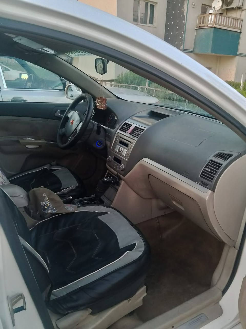السلام عليكم
امكراند c7
موديل 13 
السعر 53 ورقة
مكانها بغداد ورقمها بغداد انكليزي  باسم والدي 
تبريد شغال السيارة كلش نظيفه بيها ضربة جوملغ وبنيد مصلح وجاهز للاستفسار الاتصال علواتس اب *********** علما علمازنجر غير متوفر واي استفسار يمكم الرقم وتدللون
