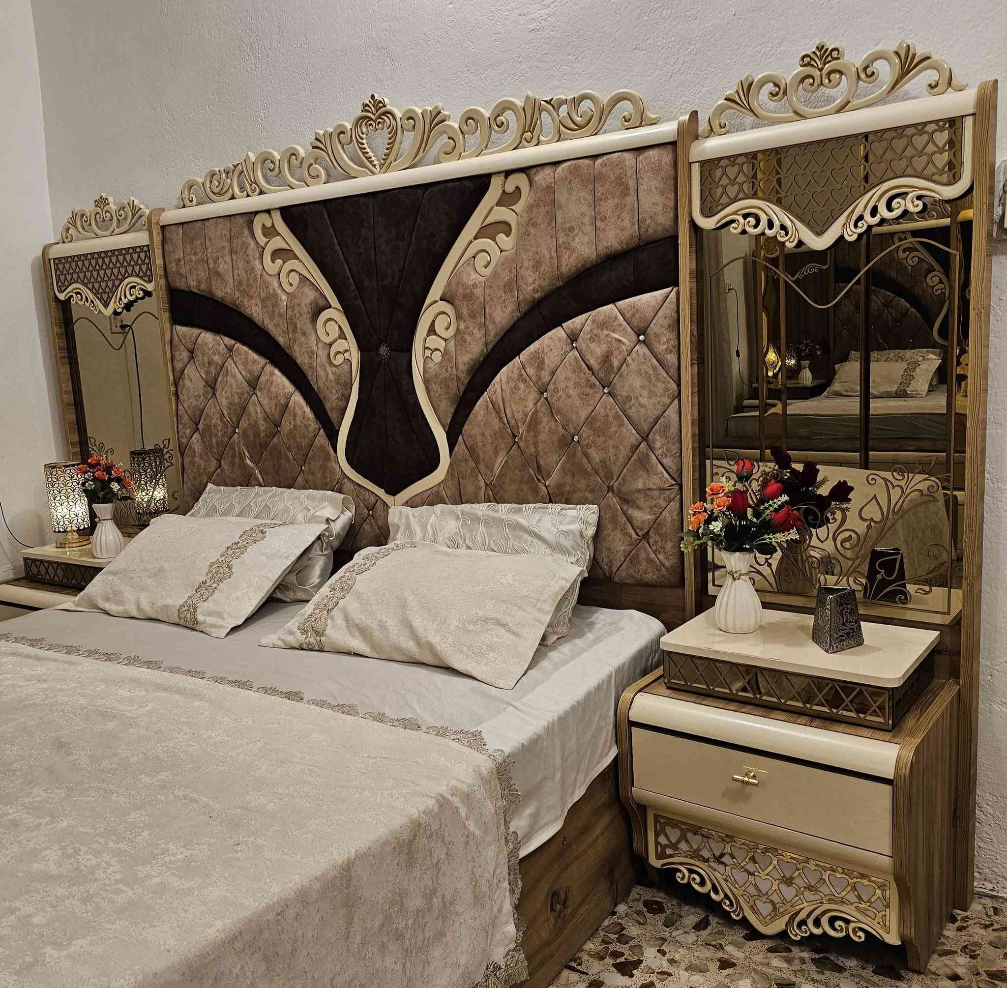 🛏️ غرفة نوم خشب تركي – 8 قطع
📌 متوفرة الآن

💬 للإستفسار بغداد ***********
