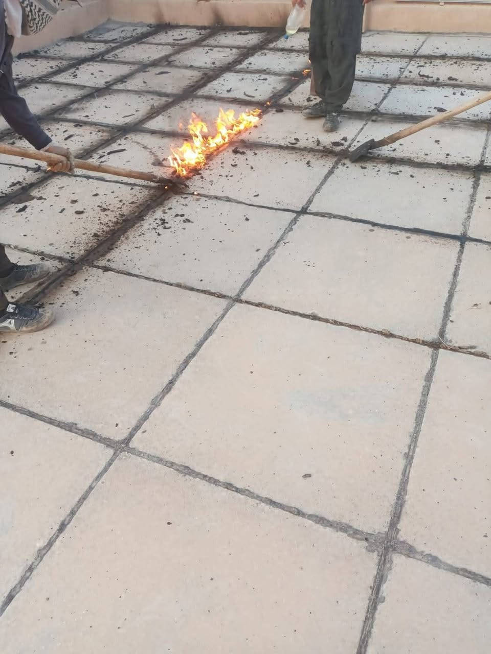 ***********
🏠 مستعدّون لخدمتكم في تنفيذ أعمال العزل بكافة أنواعها!
نقدم لكم أفضل خدمات تطبيك البيوت ودوائر الدولة بأعلى جودة وبإشراف هندسي احترافي.

✨ خدماتنا تشمل:
✔ قلع وتجديد الماستك والإيزوكام
✔ تنفيذ جميع أعمال العزل حسب المواصفات المطلوبة
✔ توفير قير – نايلون – لباد – فلين – تراب
✔ عمل نظيف، سريع، وبجودة عالية

💪 نضمن لك:
• شغل مضبوط
• مواد أصلية
• أسعار مناسبة
• فريق متخصص جاهز لأي مشروع

📲 ل
