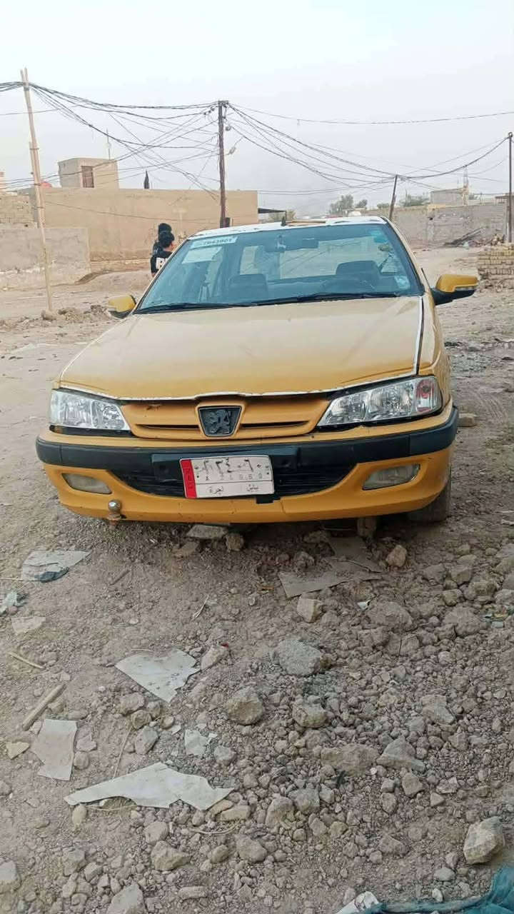 السلام عليكم شباب
بيجو بارس موديل 2015  السيارة جاهزة من كلشي باتري جديد صدر امامي خلفي اكلج تخم تاير كله جديد السيارة كلة جاهز مكاني ديوانيه مركز السعر 25 ومستعجل للبيع لان عندي ضرف

 موبايل ***********
