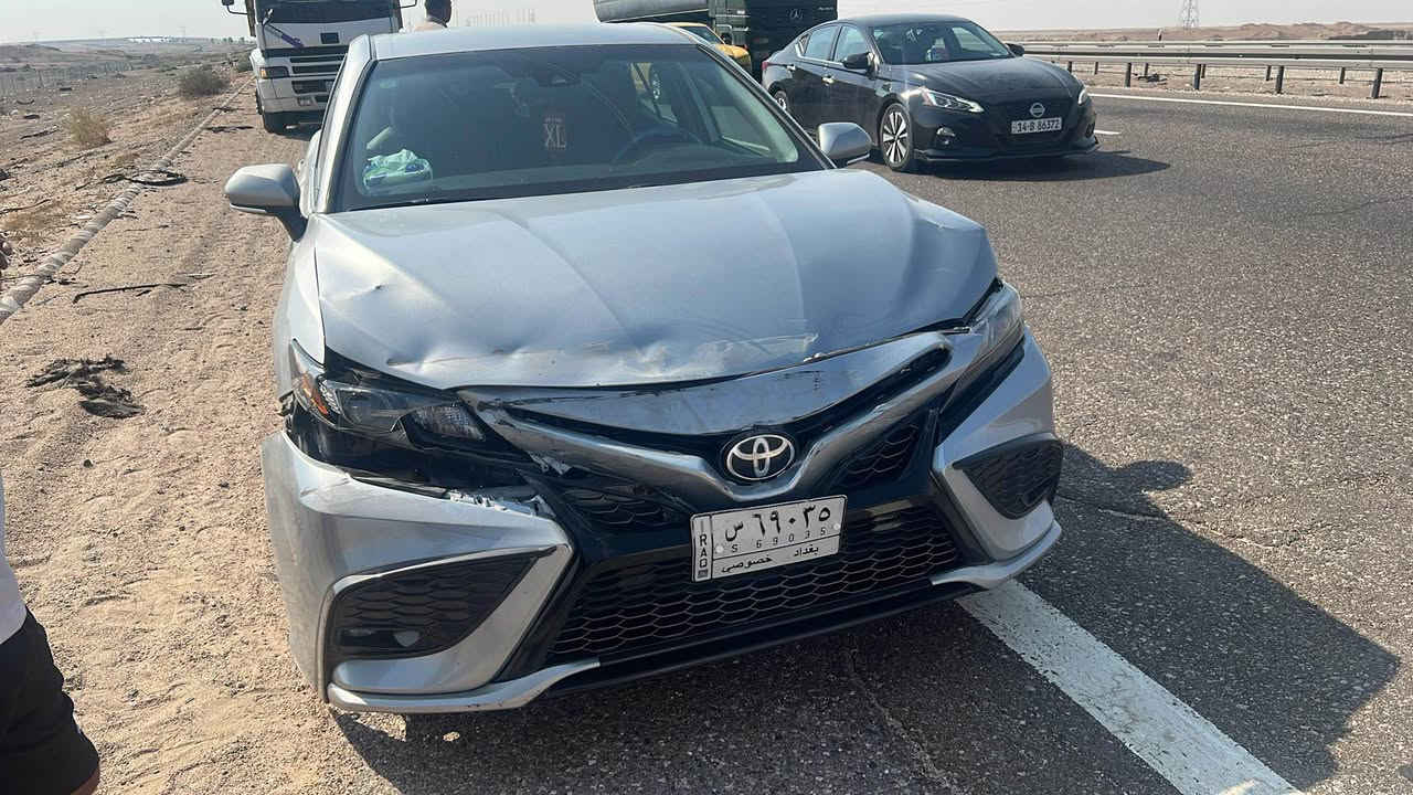 كامري 2020 معوقين اقل السنه تصير حره
سياره حادث امريكه خلفي وبل العراق صار بيه بنيد تبديل وباب خلفي تصليح لا لغد ولا شاصي سياره ماشيه 255الف 
موصفاته معروفه تدفئة كشنات شفتات ستيرن ثلاث انضمه قياده ورادر  وهواي موصفات 
*********** 
البصره قضاء شط للعراب البصرة, العراق
