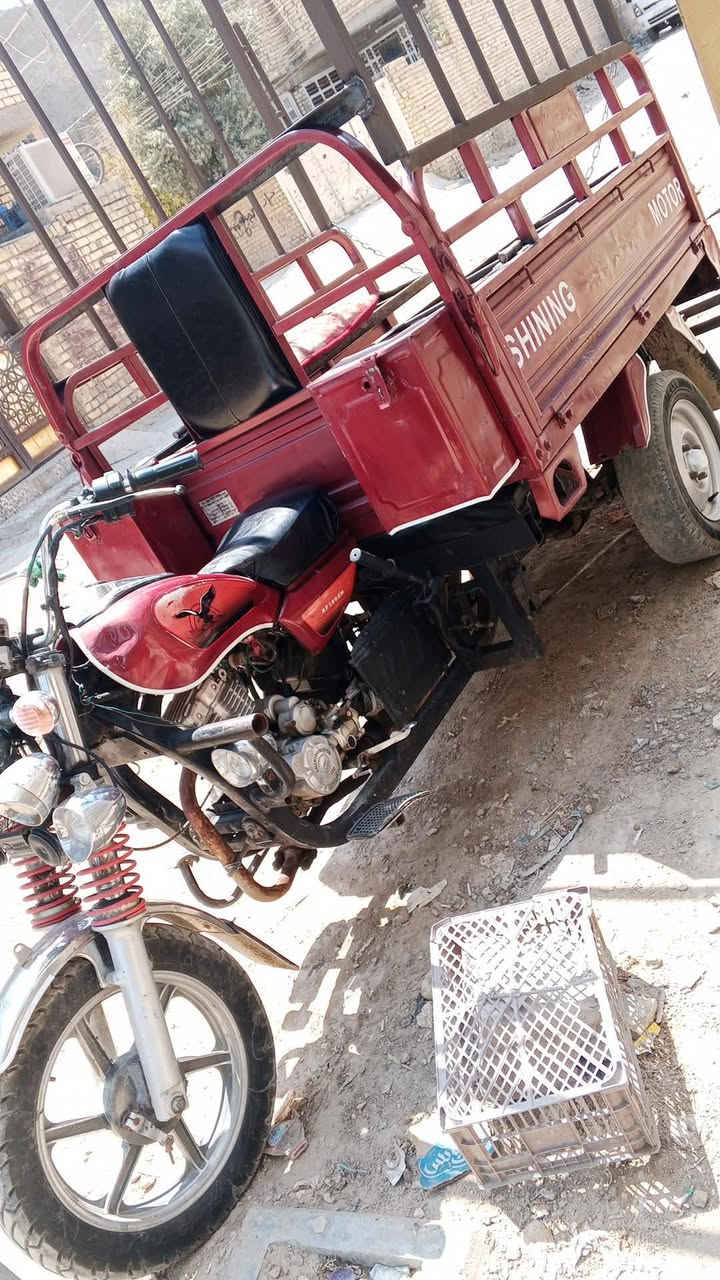 السلام عليكم للبيع مكان بغداد راح اخلي رقمي اتصال على هذا الرقم *********** الله شاهد شباب محتاج ورده بيه
