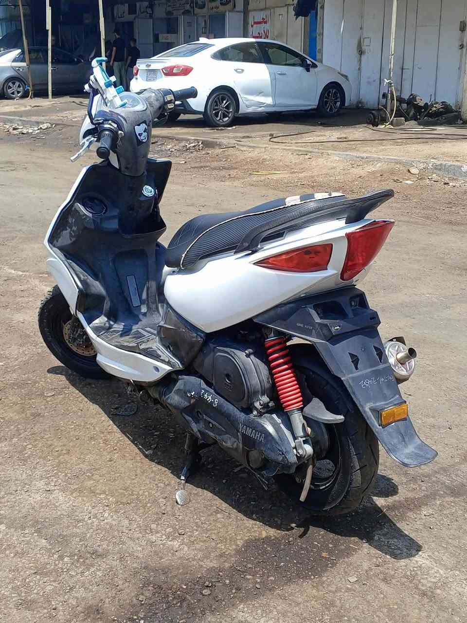 سلام عليكم شباب ماكس مضلع للبيع درجه مزودة مكينه 55 سلف رياضي فلاوين رياضي صالنصه رياضي يدات بريك رياضي كشن رياضي دراجه نكره بكل وقت تجي وتفحص اي نقص ما بيهة السعر 550 وبيهة مجال اللطيبين 
مكاني بغداد الشعب جمعيات ابو هيثم 
رقمي *********** متواجد وتساب
