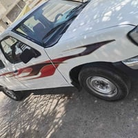 نيسان • ٢٠٠٢ • مزاد نضيف