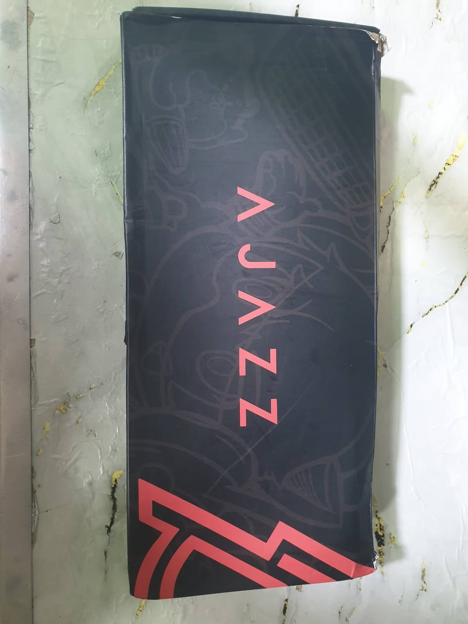 السلام عليكم
كيبورد Ajazz AK820 جديد (Red Switch - White LED)
​للبيع كيبورد ميكانيكي Ajazz AK820 جديد بالكرتون، أداء ممتاز وصوت ناعم ومريح جداً للجمينج والطباعة.
​الحجم: 75% مدمج (يوفر مساحة للموس مع الحفاظ على الأسهم وأزرار التحكم).
​السويتش: Red Switch (خطي، استجابة سريعة جداً وصوت هادئ ومريح).
​الإضاءة: White LED بيضاء أنيقة مع عدة أنماط حركة.
​البناء الداخلي: نظام Gasket Mount مع طبقات فوم لعزل الصدى وتقليل الضوضاء.
​مقبض تحكم (Knob): عجلة جانبية للتحكم بالصوت والكتم بلمسة واحدة.
​الحالة: جديد بالكرتون غير مستخدم.
​السعر: 60 ألف دينار
​المكان: بغداد - حي العامل
​التوصيل: لا يوجد توصيل (استلام من المكان)
​للتواصل والاتصال: ***********
