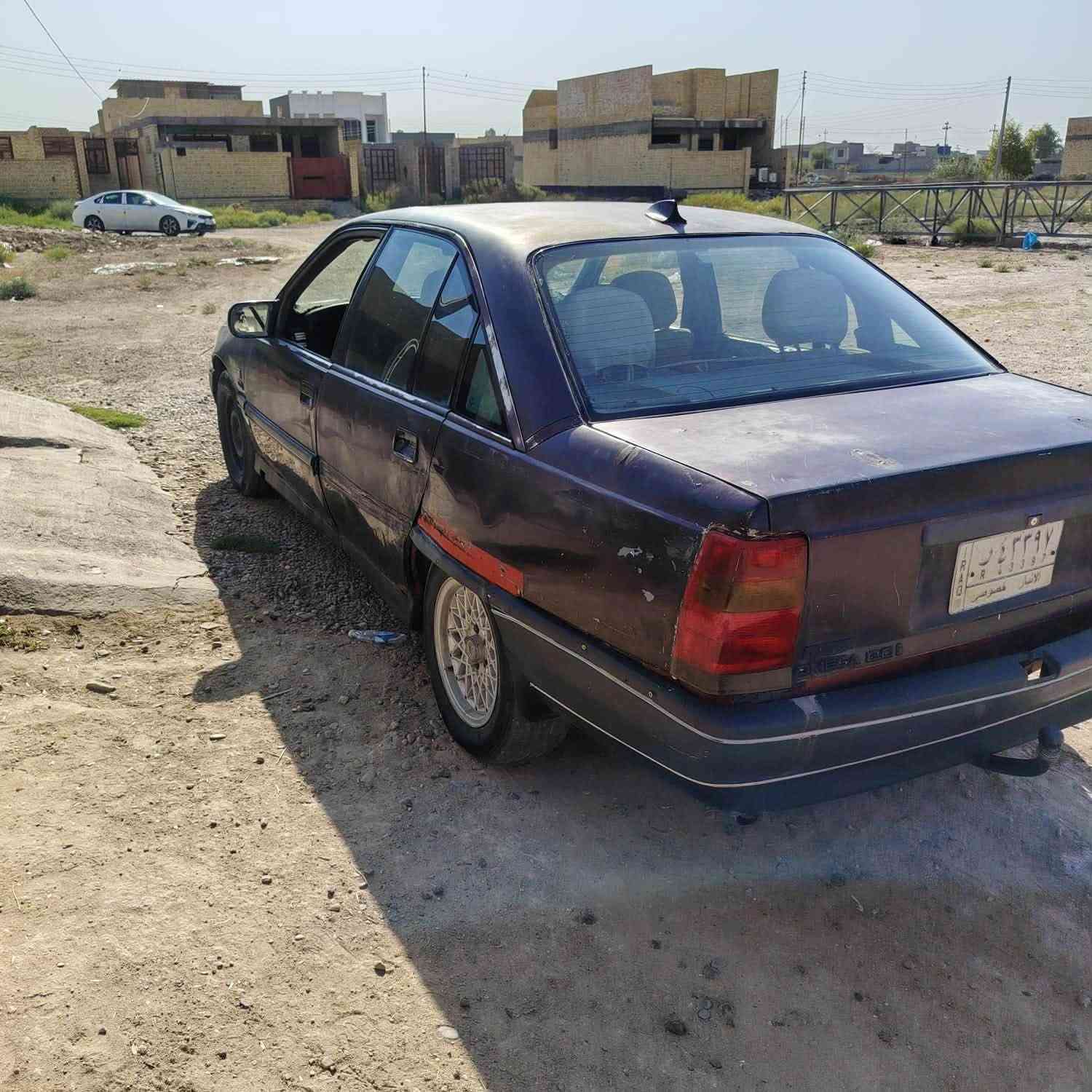 السلام عليكم سياره اوبل للبيع سياره محرك كير  كهربائيات كلها شغاله تحويل ثاني يوم  السعر 20  ورقة وبي مجال 
***********
