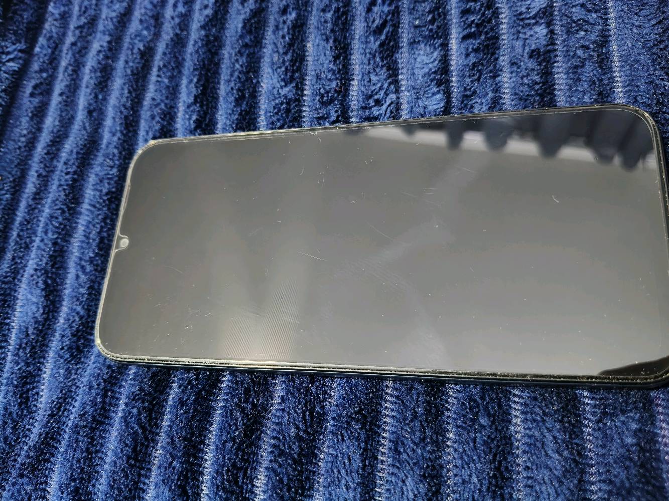 جهاز realme C100x 
تلفون جديد استعمال لمدة 8 ايام فقط
 سبب البيعة امتلك جهاز ثاني
 ذاكرة 256 العشوائية  6 
شاشة 120Hz
جديد اي شخط مابي 
ملحقاتة شاحنة 45w وكفر شفاف  وكارتونة 
سعرة 400 وبي مجال بسيط 
للاستفسار والتواصل على الرقم 
***********
