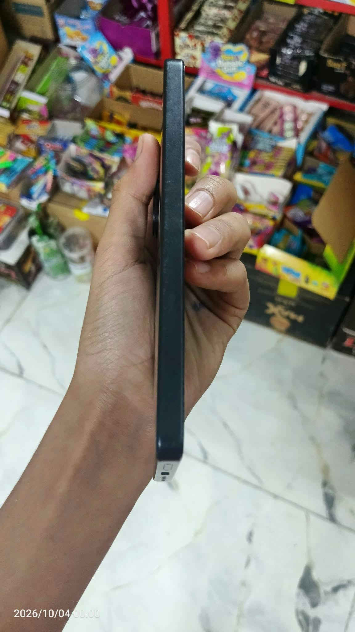 بوكو X7 • رام ٢٤ • شاشة مخدوشة