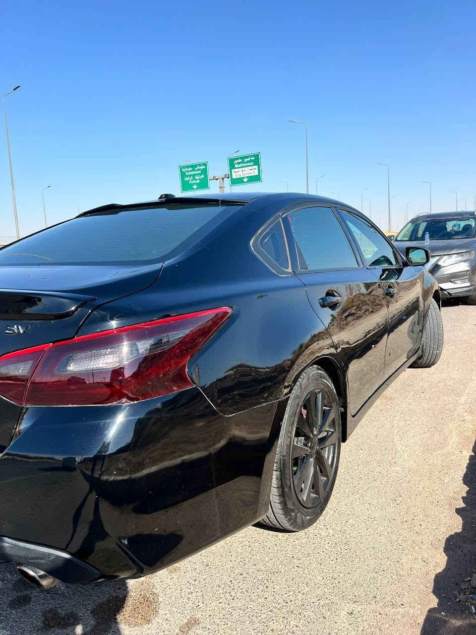 ئاڵتیما ٢٠١٨
مواسەفات (SV)
بۆنیت و بستەک شانی هەیە
قەلبی هەمووی بە شەرت
خاوێن و جوان ماوەتەوە
*********** أربيل, العراق
