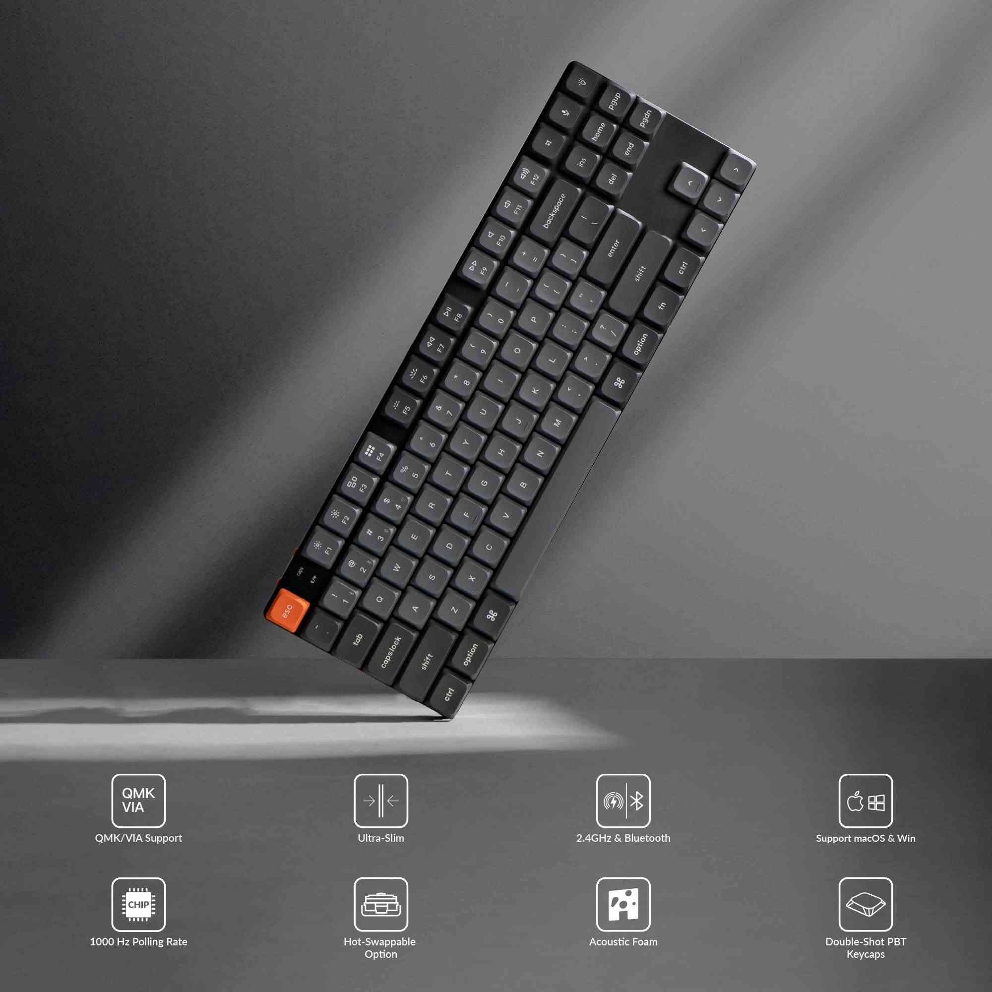 لوحة المفاتيح Keychron K1 Max هي لوحة مفاتيح ميكانيكية لاسلكية نحيفة للغاية ومخصصة للمحترفين واللاعبين التصميم والحجم: تصميم TKL بنسبة 80% (بدون لوحة الأرقام الجانبية) لتوفير مساحة واسعة على المكتب مع الاحتفاظ بمفاتيح الأسهم والوظائف الأساسية. هيكل نحيف للغاية فائق الرقة بإطار من الألومنيوم اتصال لاسلكي سريع بتردد 2.4 جيجاهرتز (مع مستقبل USB معدل بمعدل استطلاع 1000 هرتز لأداء ممتاز في الألعاب).اتصال لاسلكي عبر البلوتوث 5.1 (يتوافق مع أجهزة متعددة كالحواسيب، الهواتف، والأجهزة اللوحية).اتصال سلكي عبر كابل USB Type-C المفاتيح (Switches): تأتي بمفاتيح Gateron الميكانيكية منخفضة الارتفاع (Low-Profile)، وغالباً ما تتوفر بمفتاح Gateron الأحمر الخطي (Red Linear) لكتابة هادئة وسريعة. (تتوفر بنسخ تدعم التبديل السريع Hot-swappable في بعض الإصدارات لتغيير المفاتيح بسهولة)إضاءة الخلفية: إضاءة RGB متحركة ونابضة بالحياة مع أنماط مختلفة يمكن تخصيصها جديد ممستخدم السعر 110

نص مكتوب في الصور:
- QMK VIA QMK/VIA Support Ultra-Slim 2.4GHz & Bluetooth Support macOS & Win 1000 Hz Polling Rate Hot-Swappable Option Acoustic Foam Double-Shot PBT Keycaps