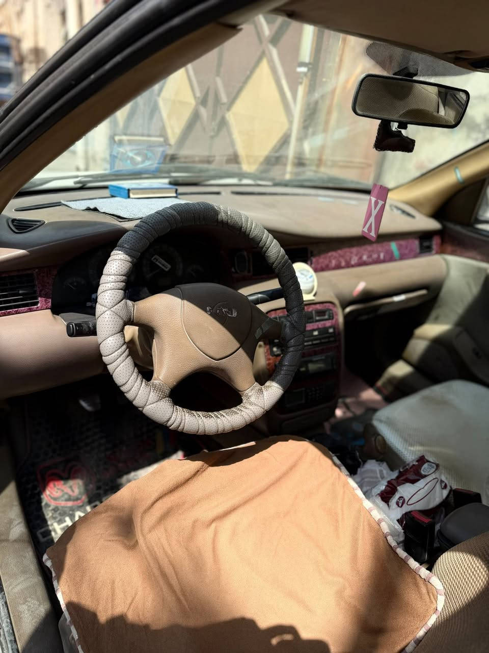 سمند موديل 11 مكينه وكير وتاير وحداديه حلوه السياره جاهزه نقصه تبريد ليك السعر 40 مكاني بغداد مدينة الصدر التليفون ***********
