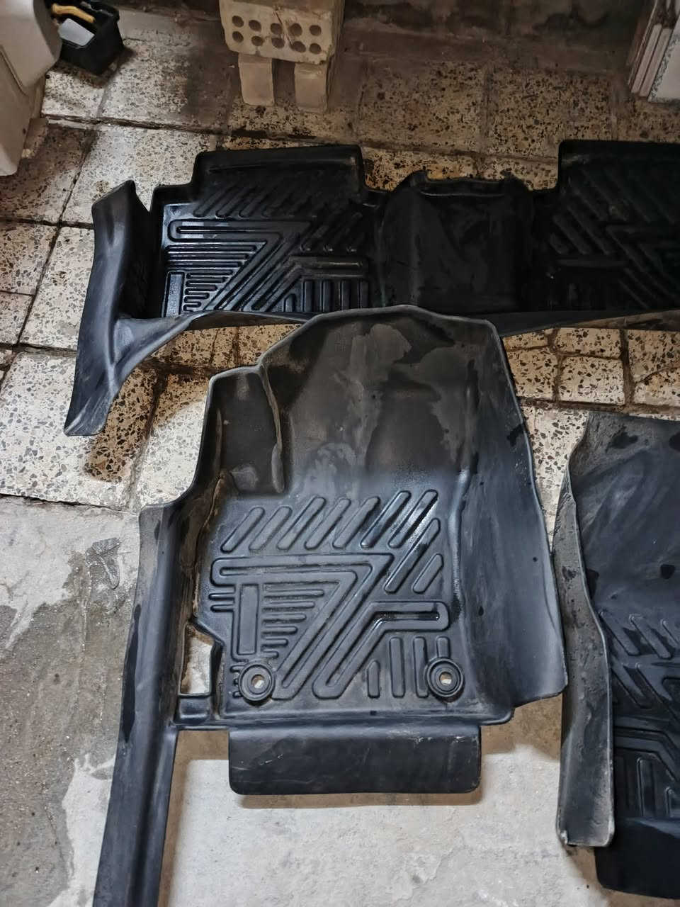سلام عليكم كاعيات حوضيات لبيع كورلا صيني وامريكي مديل 20 وفوك السعر 60 وبيهن مجال 
واقيات لبيع كورلا صيني وامريكي مديل 20 وفوك السعر 20 وبيهن مجال الموقع شهداء السيديه حي التراث رقم ***********
