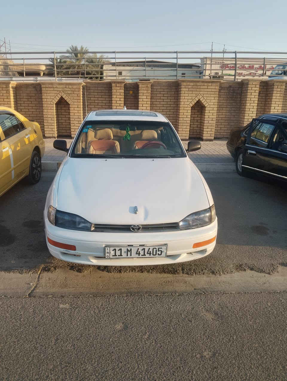 سلام عليكم،،، كامري لون ابيض موديل 95 رقم بغداد انگليزي سياره حلـوه بلادي ما محور  محرك سته  تبريد شتغل منقص غار  تخم تاير جديد سيارة كلش حلوة مرتبه 
سعر 40 بيه مجال اتصال ***********
