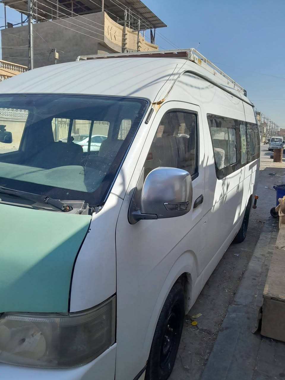 هايكر موديل ٢٠١٤ 
محرك ك وكير واكسل كفالة  
بيها صبغ تلكيط تخم تاير سله درع خلفي تبريد عايزه كلج كمبريسر  
بجم هايس تخم تاير كهرباء كله شغاله لايت زنون  رقم بصره سنويه ٢٨ مصفره هيئه ضريبه غرامات السعر ٨٥ وبيه مجال  هاتف ***********

نص مكتوب في الصور:
- 6.ygo