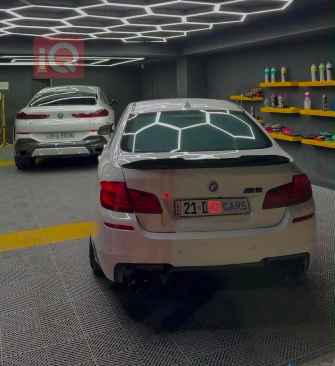 BMW F10 530i

للبيع 
بنيد وخشم جاملغ صبغ فقط 
الرقم سليمانيه

كامره خلفيه 
صندوق كهربائي
فتحه سقف
بصمه 
سقف بانورامي 
مسند ذراع 
شاشه 
الباب شفط 
مانع انزلاق 
حساسات فول 
حساس الاطارات 

السعر 170$

للاستسفار ***********
