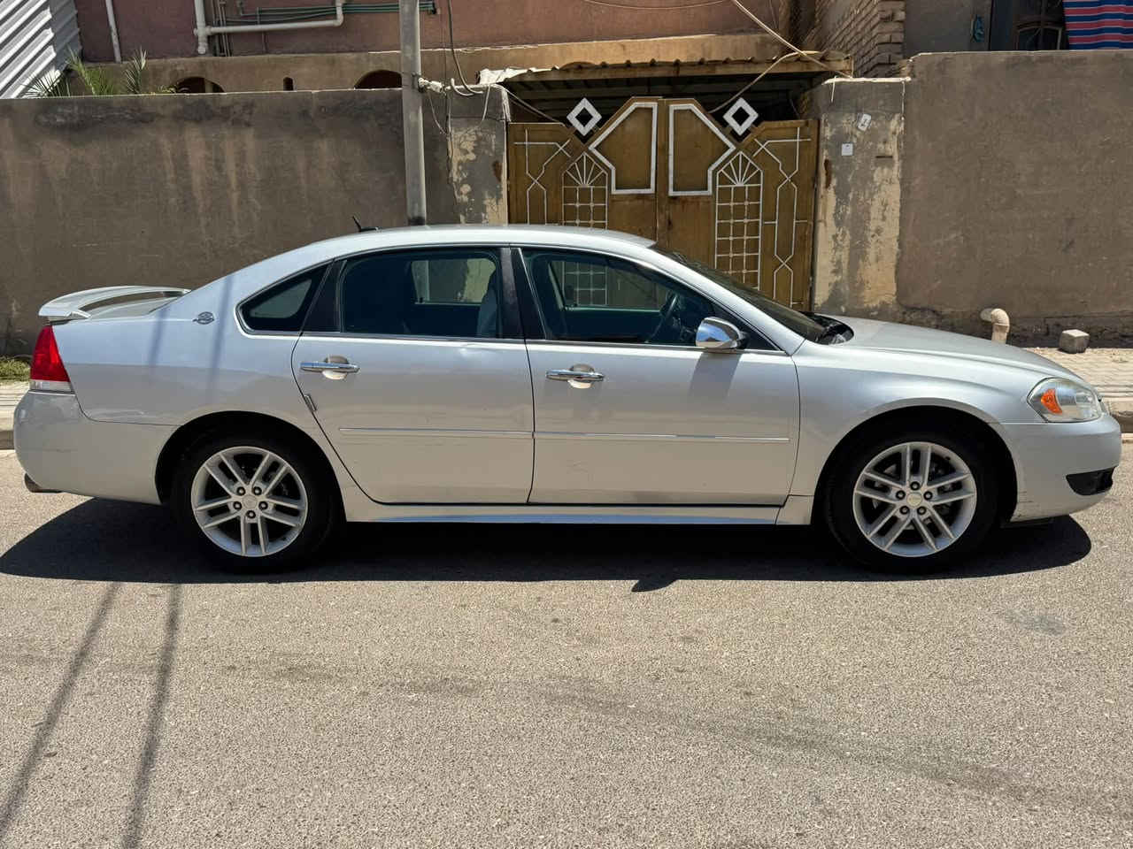 السلام عليكم للبيع امبالا
موديل ٢٠١٦ الشكل القديم LTZ
فول مواصفات عده الفتحه
تحكم ستيرن 
كشن جلد كهربائي
 تدفئه بلكشنات
سستم سماعات 🔊BOSE
ويل ١٨
بلاجكتور 
جناح خلفي
تشغيل عن بعد
شاشه أندرويد و كامره على البك 
سستم نيكل 
رقم مثنى انكليزي بسمي مداور ثاني يوم
السيارة كفاله من الصبغ والتبديل بيها بارد فقط بلجاملغ الخلفي
ماشية ١٥٠ الف 
جاهزه السيارة على آخر شي تخم تاير كير مكينه حدادية كلها جديدة 
مكان السياره السماوه مركز المدينه 

***********

