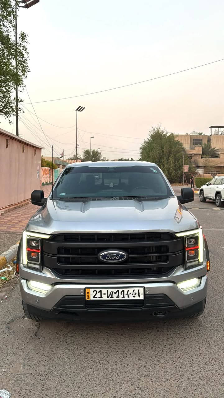 سلام عليكم للبيع 🔥 Ford F-150LARIAT 2023 – 🔥

🚘 الموديل: F-150 2023LARIAT
⚙️ المحرك: 5.0 V8
🔄 گير: أوتوماتيك طياره عشر نمر 
🛞 دبل 4×4

✨ المواصفات:فول عد البنوراما
• جلد فاخر
• كراسي أمامية كهربائية + ذاكرة
• تبريد وتسخين المقاعد
• تسخين الستيرن
• شاشة كبيرة 12 إنچ
• Apple CarPlay + Android Auto
• كاميرا 360°
• حساسات أمامية وخلفية
• مراقبة النقطة العمياء
• رادار + مثبت سرعة متكيف
• تحذير مغادرة المسار
• فرملة طوارئ أوتوماتيكية
• تشغيل عن بُعد
• دخول وتشغيل بدون مفتاح
• شحن لاسلكي
• إضاءة LED كاملة
• مرايا كهربائية قابلة للطي
• فتحة خلفية كهربائية
• نظام صوت B&O
• شاشة معلومات رقمية
• دفع رباعي 4×4
• ويل 20 إنچ
• كاميرا خلفية
• حساسات مطر
• إضاءة داخلية Ambient
.بصمات بل ابواب 
.هوك خلفي 

رقم سليمانيه بسمي وكاله او تحويل 
بيه باج تضليل 80‎%‎ 
ماشيه 56الف  

السياره وارد كندي كلين حادثه فقط  سرقه مري جانبيه 
مكانه بغداد شارع فلسطين 
السعر 35000$او بيه مجال نشاءالله 
***********
