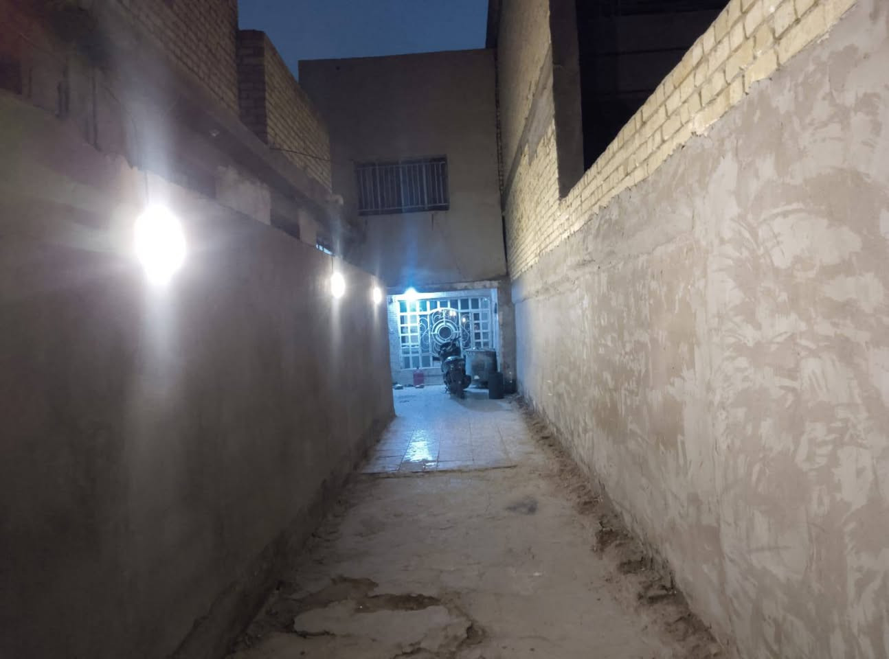 مربع الذهبي • ٢٦٢م • مؤجر ٣٠٠الف