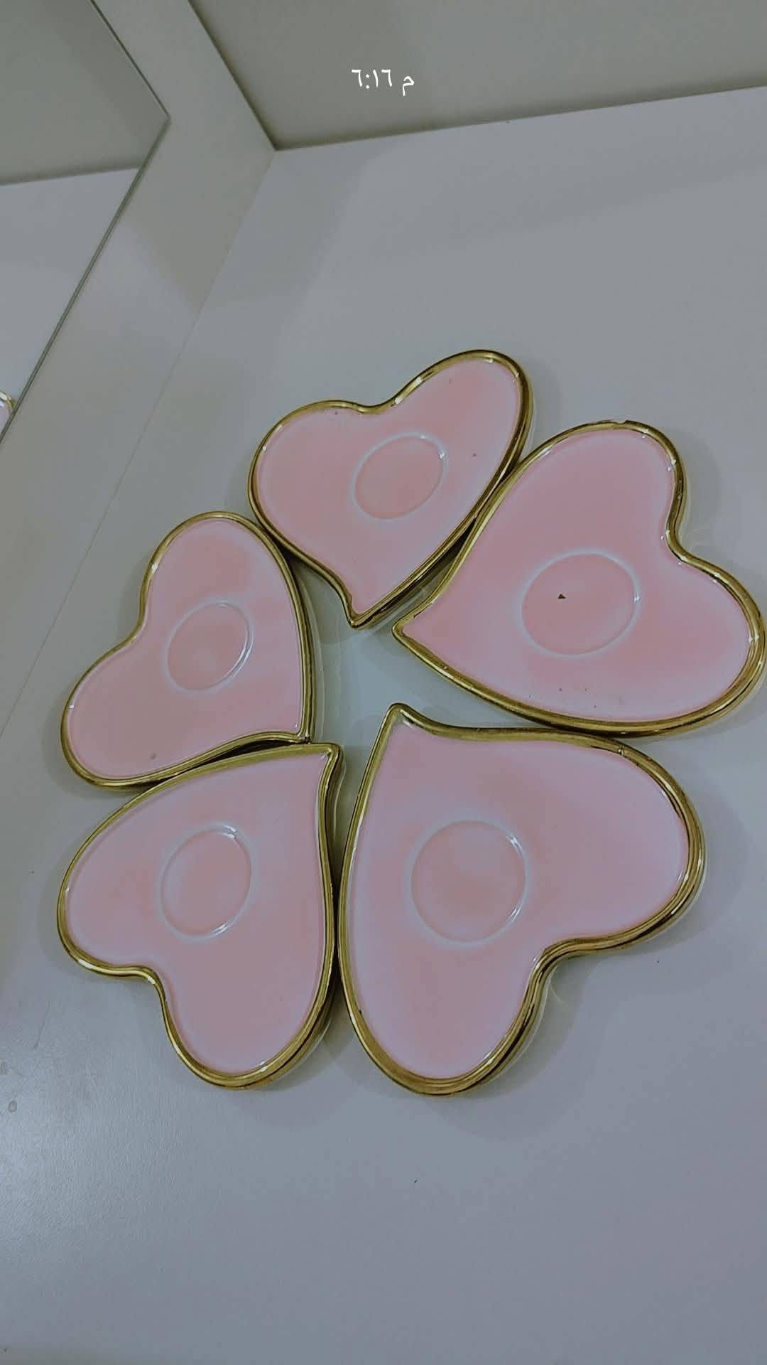 فرفوري اصلي الملكي الذهبي تواصل واتساب ***********

نص مكتوب في الصور:
- ١٠:٢٣ م
- م ١٠:٤٢
- ١٠:٠٢ م
- ٦:١٤ م
- ٦:١٣ م
- ٦:٠٨ م
- ٦:١٥ م
- ٦:١٦ م