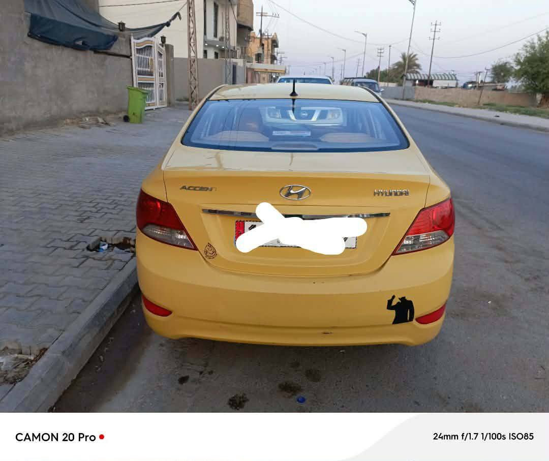 السلام عليكم
أكسنت موديل 12
خليجي بيهه جاملخ امامي 
تبريد شغال 
صدر نص عمر
تايرات نظاف
مصفره هيه وغرامات 
رقم لنكليزي بابل
سياره
( بيهه صوت بل مكينه ابيع كايمه)
مكينه 1600 قطرتين المرغوبه 
وللستفسار أكثر اتصل على رقم 
***********
سعر 65 وبيهه مجال
