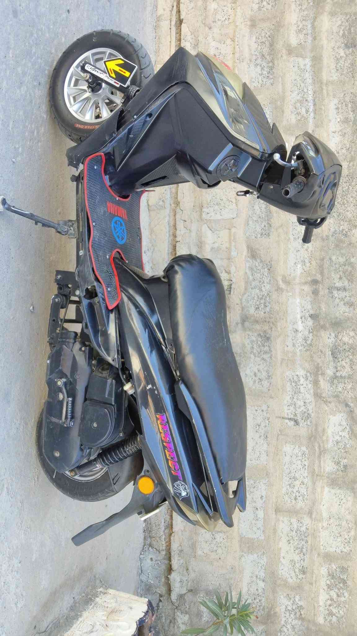 ماكس سكنس ياباني موديل 2020 دراجه كفاله عامه كله علابلاد محرك ناعم فول نشاط لاصرف ولا بخار كهربائيات وسلف ودشبول كله شغال دراجه جاهزه ماذب عليها ربع حتا دهن بدلت جديد عليه صالنصه FM سعره 350 بيه مجال قليل كركوك قادسيه الثانيه الرقم *********** المو شراي لايراسلني ويتعبني دراجه نضيفه ورخيصه
