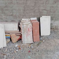 سيراميك جدران • ٨٠عدد • جديد