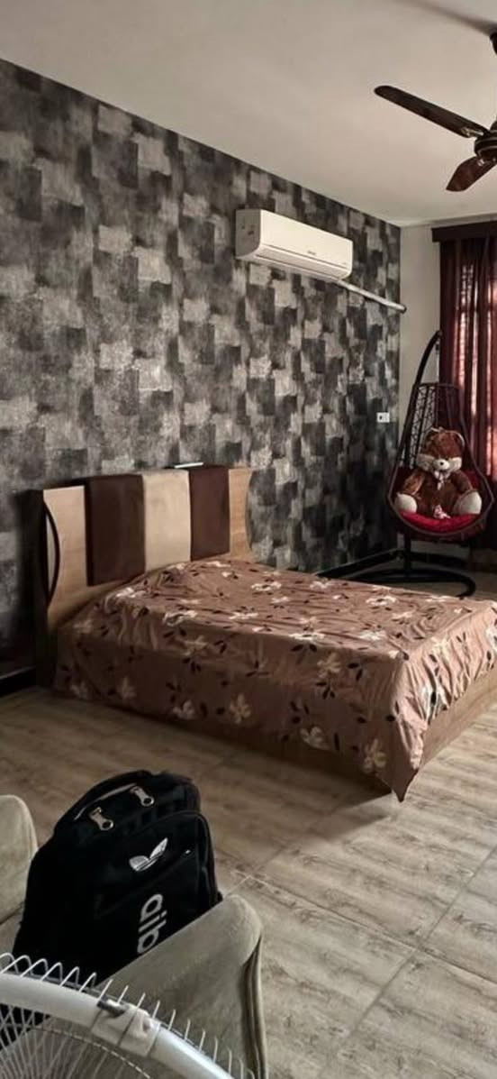 سلام عليكم
غرفه تركيه البيع 
**********"
كنتور حجم الكبير 
جربايه نفر ونص + طابوريه 
ميز تواليت + المرايه + الجرارات 
***********
نضافه الغرفه 70/100 
العنوان// بغداد البوعيثه 
السعر// 325 وبيها مجال 
للاستفسار او اتصال 
***********
