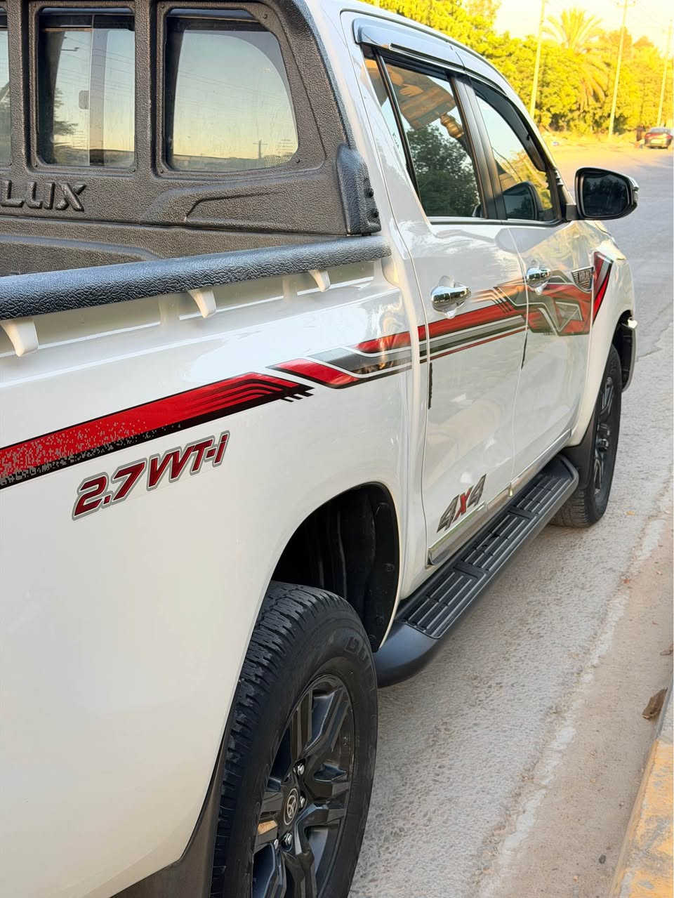 هايلوكس • ٢٠٢٥ • رقم كربلاء