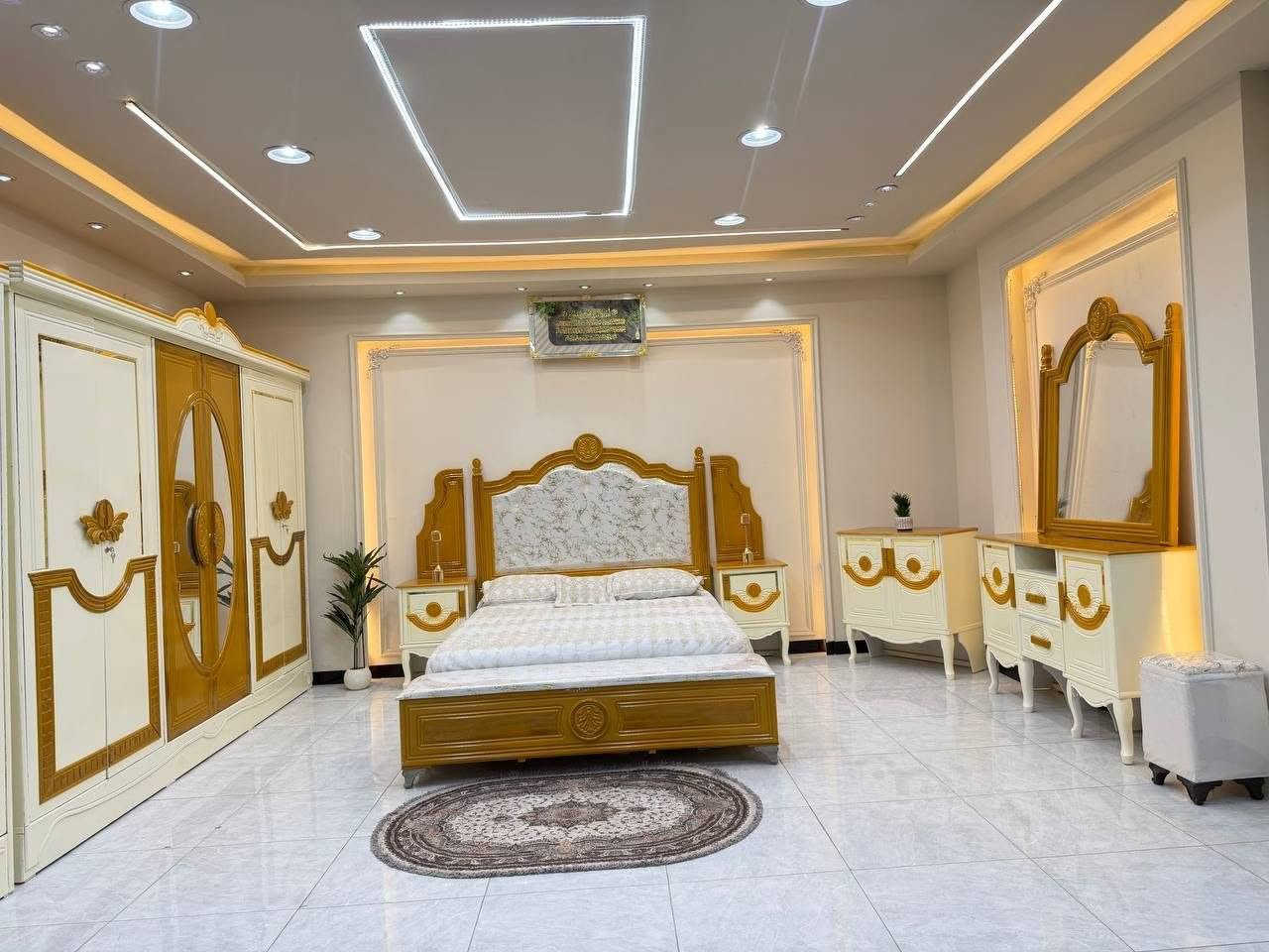 ٨ قطع • نجارة عراقية • سرير ٢٠٠×١٦٠