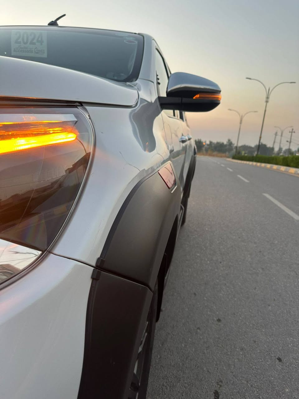 ﷽
سلام عليكم 
هايلوكس TRD 2024 v6
كويتي سيد نهرو 
لون ابيض صدفي مكفول من دعاميه للدعاميه بدون صبغ بدون ضرر كير اوتوماتيك 6 سرعات 
فول مواصفات مناقصه ايشي ترايك وين ماتريد ماتصرف علي دينار رقم اربيل باسمي شرط التحويل ماشي 77 الف حقيقي 
عنوانه موصل السعر 370 وبي مجال للطيبين للاستفسار خاص او اتصل 
***********

