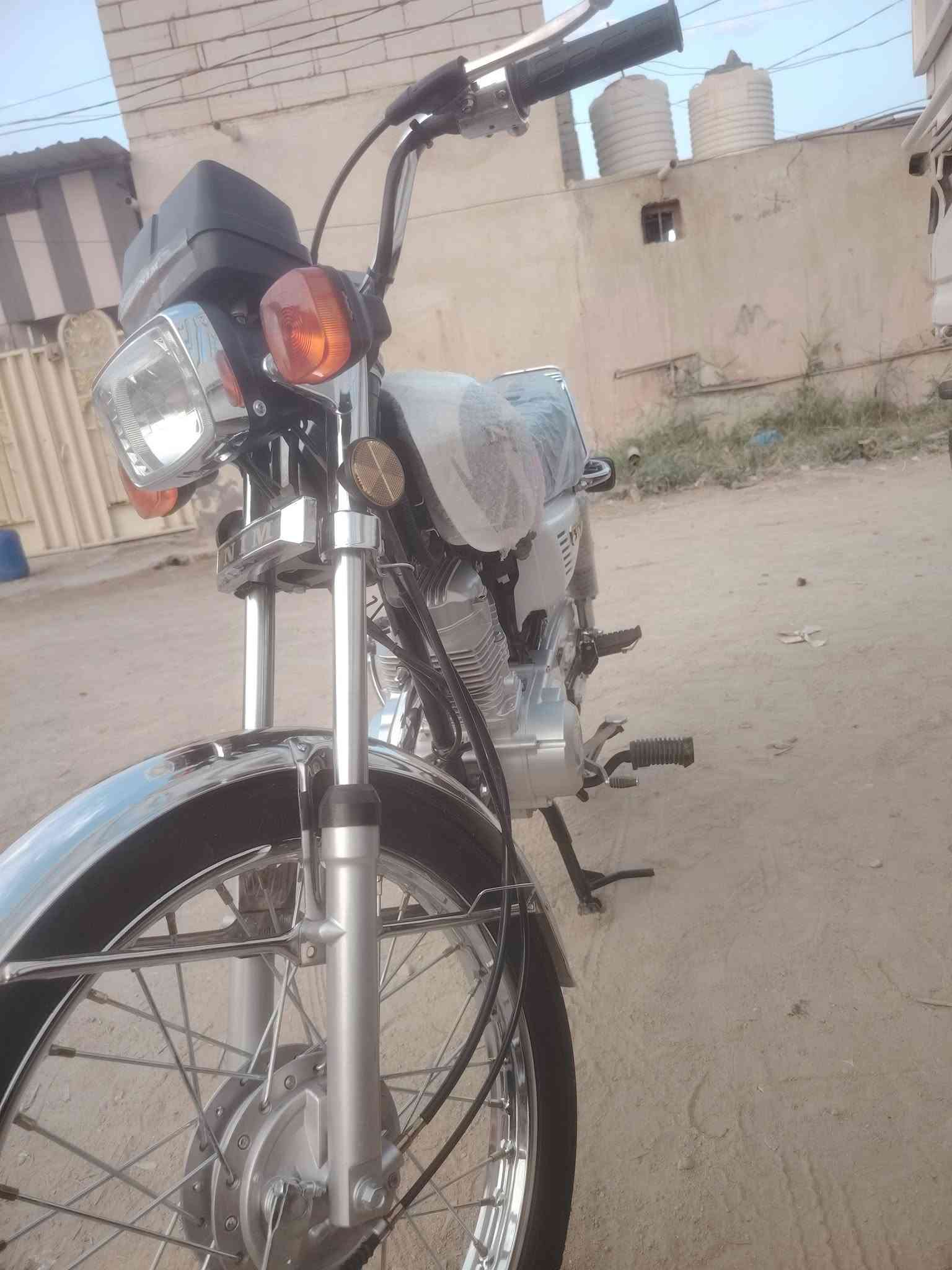 مدير 27 • نظيفه • بالكرتون