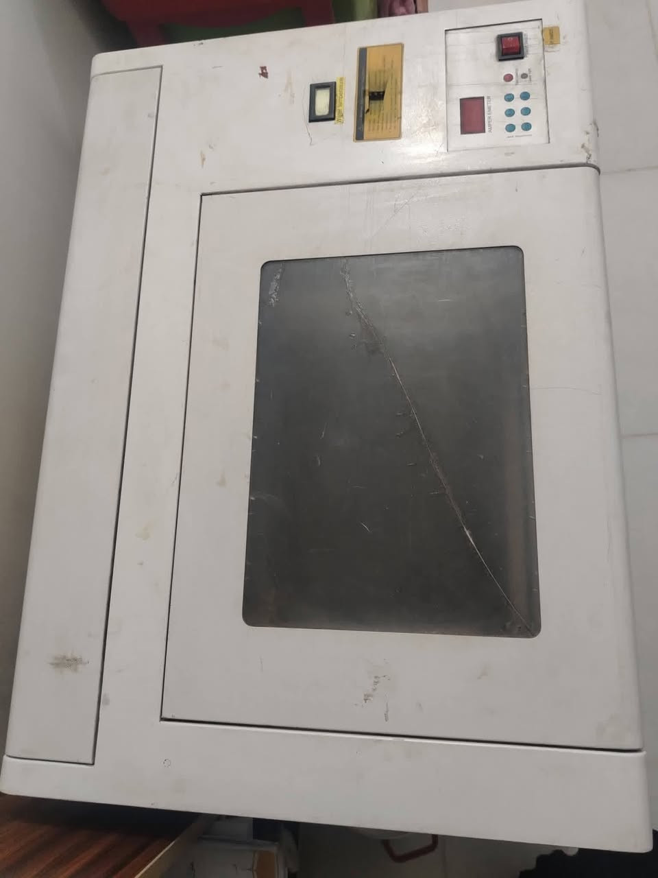 K40
مستعمل  حالة ممتازة
سعر مليون ومائة
***********
