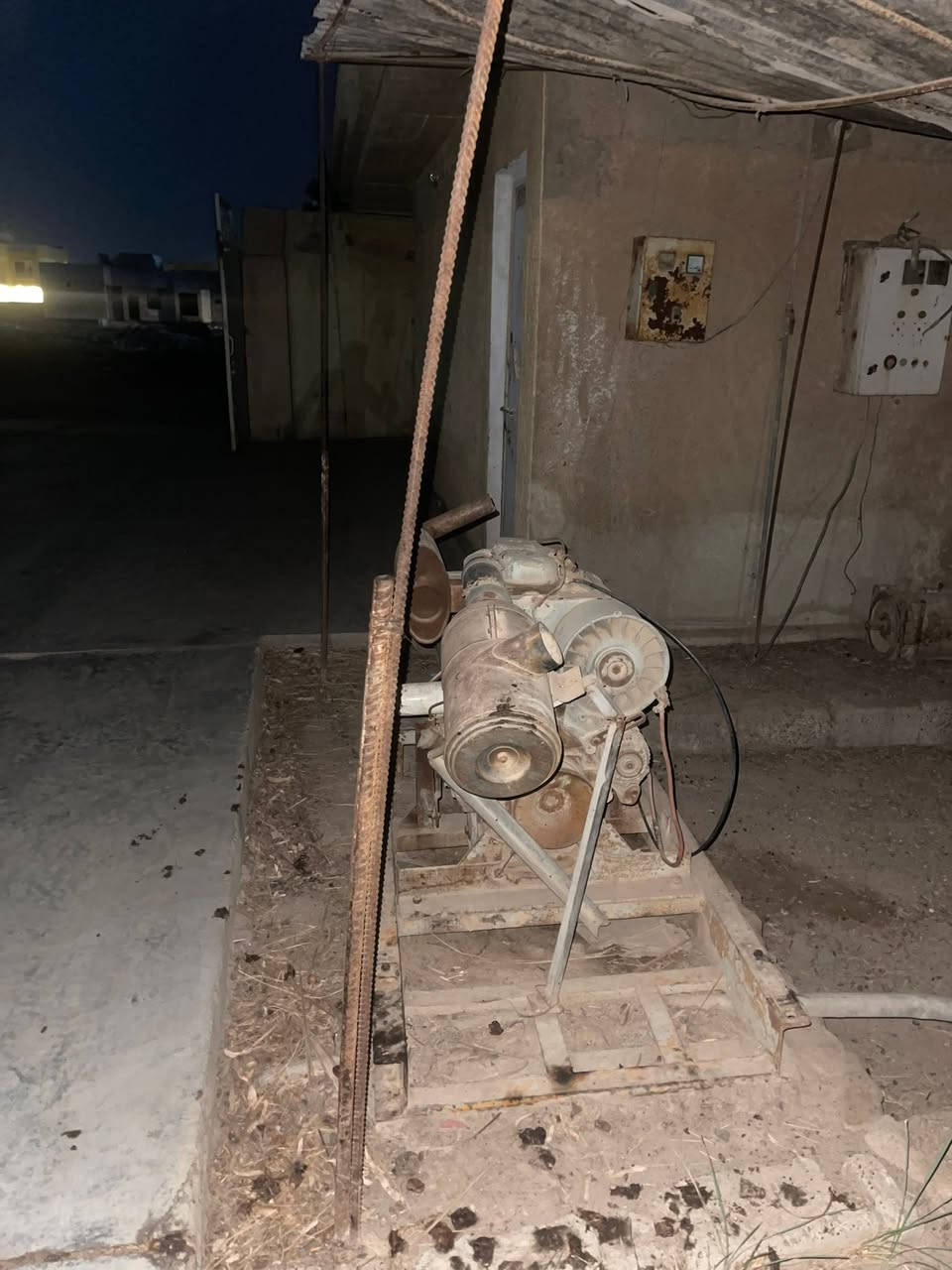 محرك دويز بستمين للبيع المكان الانبار  ***********
