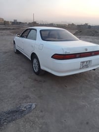 مكفول • انكليزي • ٣٠٠٠٠ كم