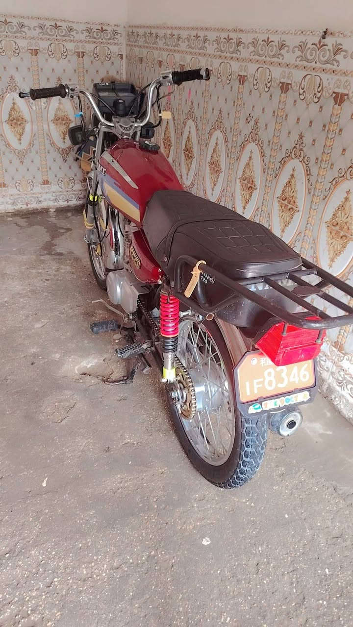 سلام عليكم دراجه نامه اصلي للبيع موديل 23والمكينه 25دراجه فول وحلوه كلشي ماعيزه كهربئيات كلهن شغله المكان بابل القاسم ليريده هذا رقمي ***********السعر 600
