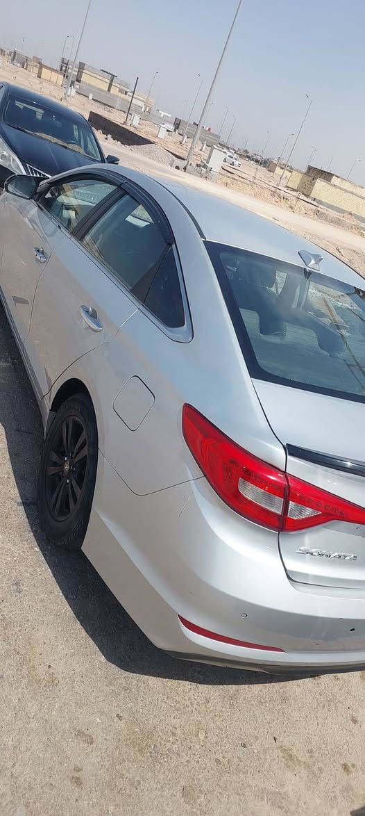 سوناتا ١٧ غاز اصل محرك ٢٠٠٠ دوش جديده كص جنطه مكان البصره سعر ٤٥ وبيه مجال قليل شراي يتصل ***********
