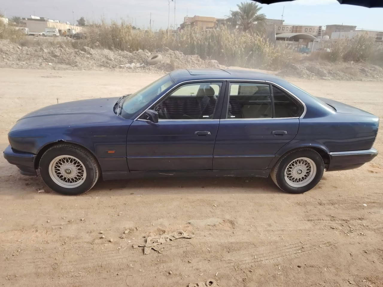 بي ام حجم525 مسكر كير اوتو  بجم عريض  سلايت بس عاطل مري منفصل رقم انبار الماني سنويه لل27 وكاله بسمي تبريد ثلج تخم تاير صدر قبل فتره بدلته غرفتهة تخبل كشنات جلد كهربائيات كلهة شغاله ضفاير مو ملعوب بيهة نواقصهة دعاميه خلفيه و بطانه سايق و صبغهة جارد سعرهة 42 عليهة غغرامه تنزل من سعرهة مكاني سامراء ***********
