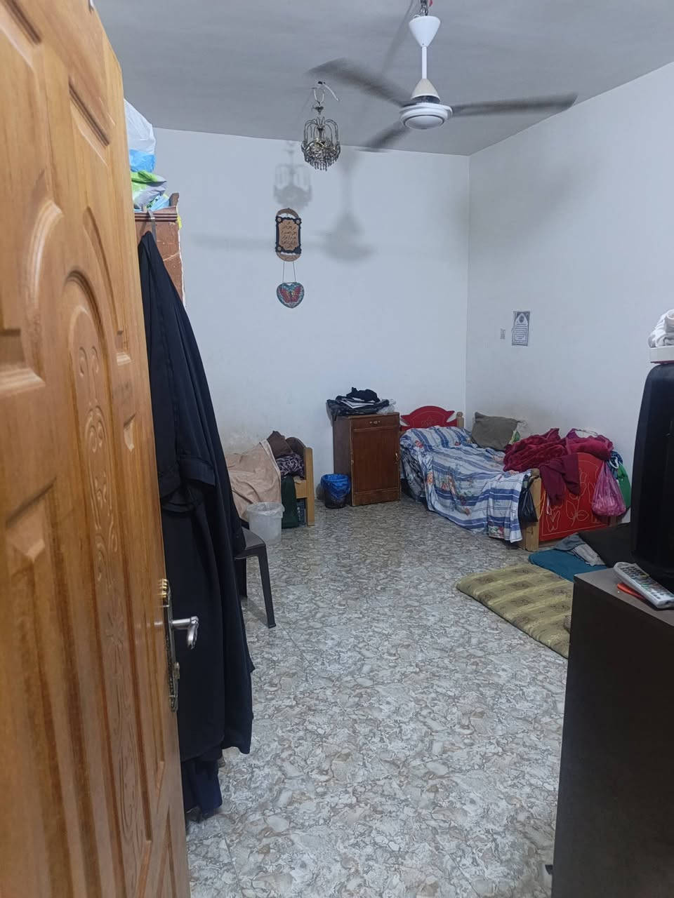 بيت ١٠٠م • طابقين • بدون أوقاف