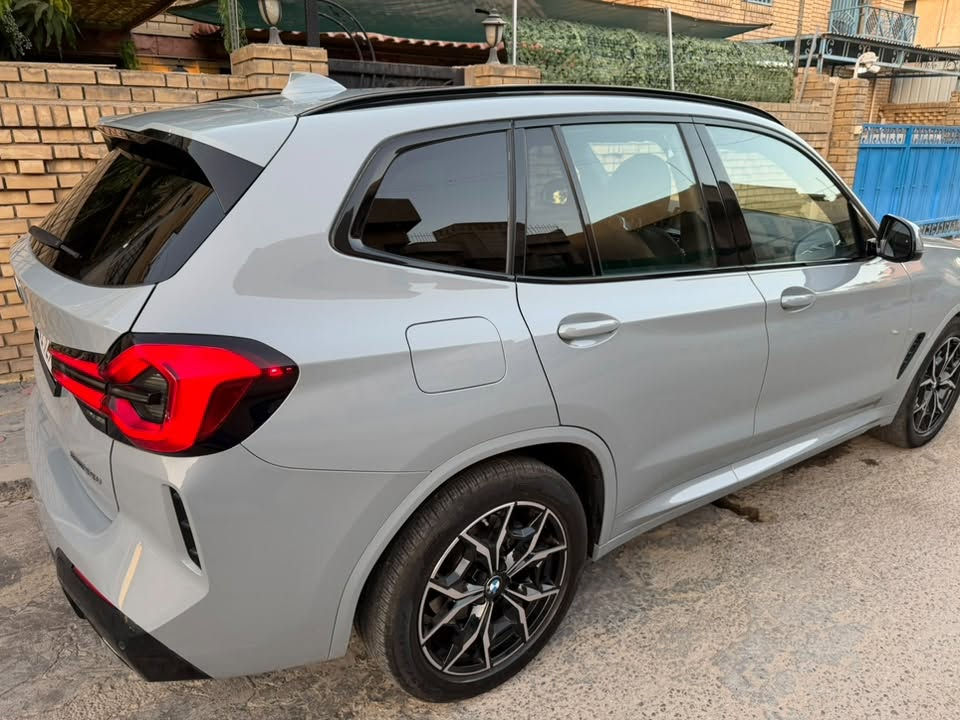 BMW X3 M-PACKAGE Black edition 2024
Engine: V4 20-Turbo sDrive30i 
سيارة وارد امريكي رقم بغداد 
حادثها بابين جهه السايق فقط  وايرباك بردة وصور الحادث مرفقة 
ماشية : 11،700 ميل 
المواصفات : بانوراما / بصمة تشغيل / بصمة ابواب / كراسي كهرباء / جلد
 / جنطة كهرباء / انارة داخلية LED / دبل صالنصة / محرك 2000
تيربو / هندبريك دكمة / انظمة قيادة / حساسات / اطفاء ذاتي / مانع
انزلاق / اوتو هولد / رادارت امامية / رادارات جانبية / تحكم ستيرن / شاشة
ديجتال / كامرة محيطية  / قطعتين تبريد / خزن ميموري / لايتLED امامي متحرك / LED خلفي / مري شفط / اشاير مري
مكان السيارة : بغداد الكرادة 
للتواصل : ***********
السعر : 320 ورقة
