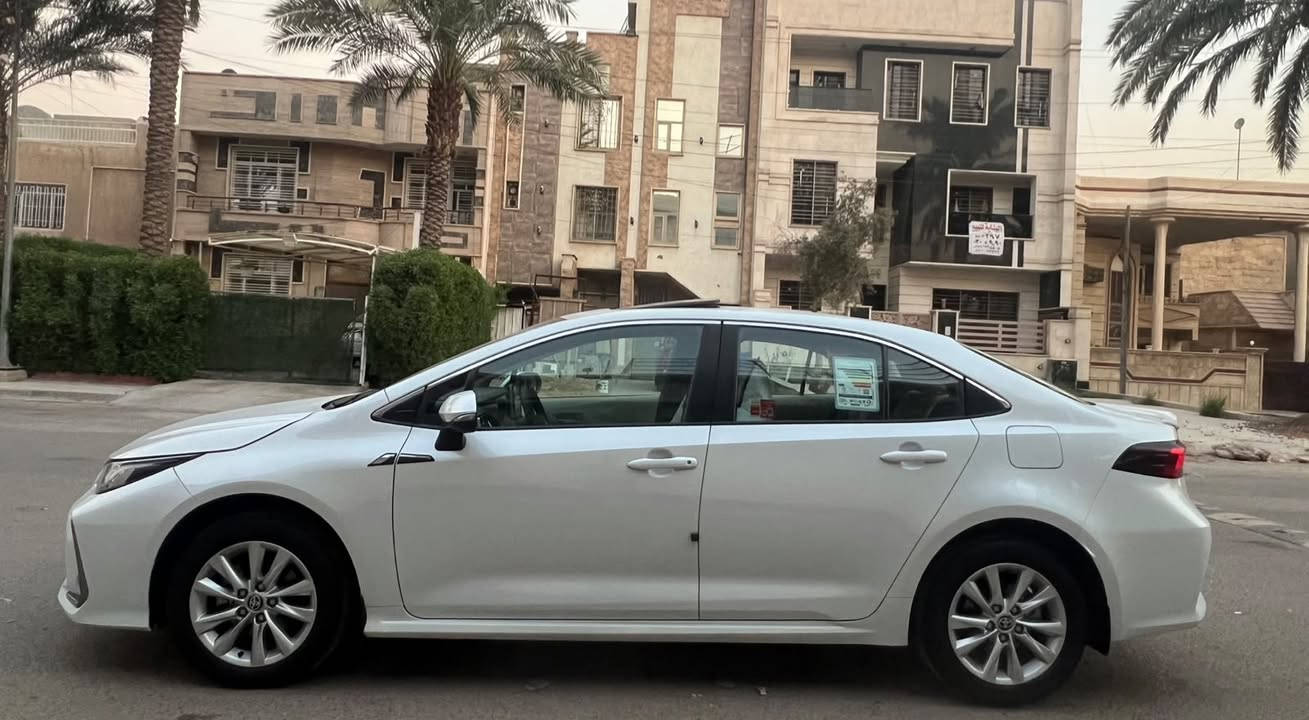 السلام عليكم تويوتا كورلا ساز 2024 كفاله بدون صبغ ماشيه 21 وضع الزيرو
فول مواصفات//// فتحة سقف /بصمة /شاحن لاسلكي /شاشة كبيره مع كاميرا دواره تحكم ستيرن/ كروز سرعة /مانع انزلاق/ تحديد مسار/ وضعيات قيادة مود درايف/ ويل كب بلاد/ داخل لونين /
 رقم اربيل دولي جديد بأسمي
سنوية وهزة جديدة
السعر 180 بيه مجال بسيط *********** بغداد زيونة بغداد, العراق
