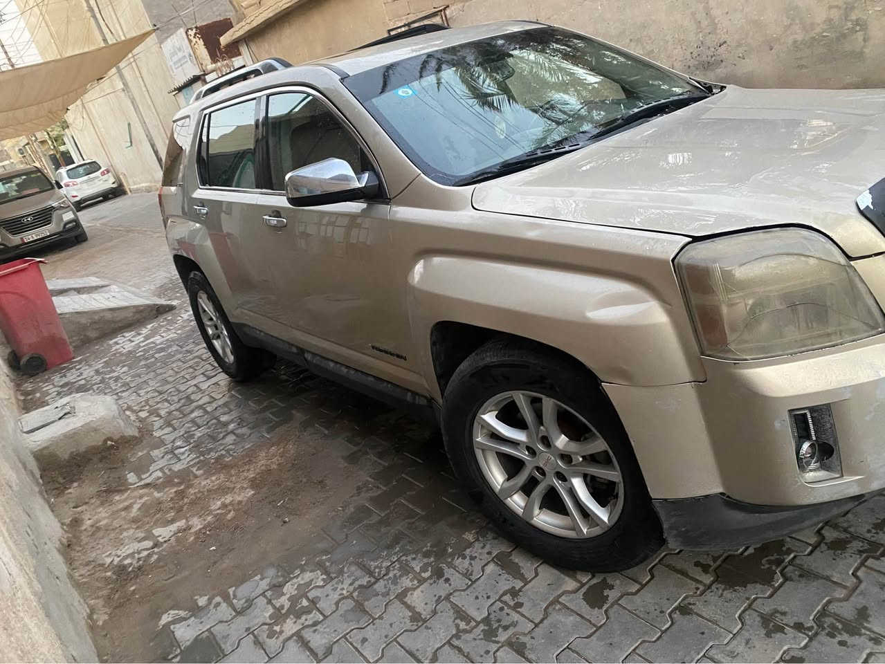 السلام عليكم 
جمسي تيران 
2012مديل التبريد يشتغل تحكم ستيرنه   الحداديه اربعين بالميه محرك 3500. تنته 
6 سلندر  رقم بصره انكليزي جديد 
 سعر 85وبيه مجال تعال شوفه  ***********
تصل وبخدمه البصرة, العراق

