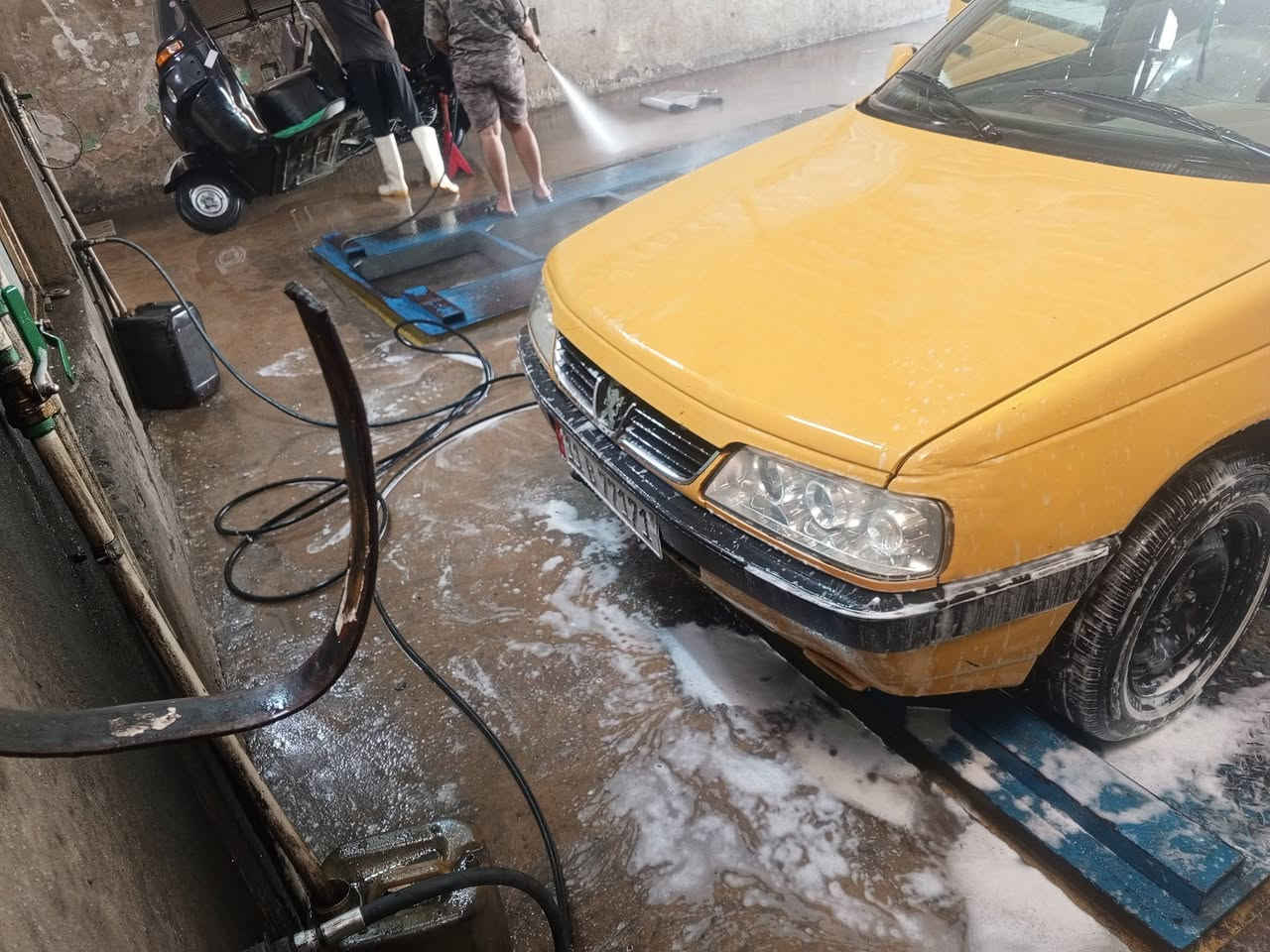 سلام عليكم بيجو موديل 12للبيع تبريد مكينه كير صدر امامي وخلفي جديد تخم تاير جديد دوشمه سياره جاهز مصفره هيه وغرامات بسعر 33وبيه مجال للستفسار اتصل *********** بغداد الشعب
