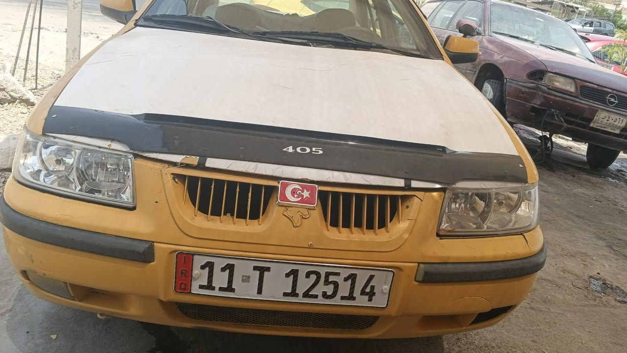 سمند للبيع
رقم بغداد انكليزي تحويل ثاني يوم  مصفره هيئه وغرامات
مكينه كير حداديه كله كامله  تبريد شغال  خياسات مابيه ضربة مابيها صبغ مابيها فقط هلال واحد السعر 27 وبيها مجال 
مكان السياره بغداد حي الجهاد 
***********
