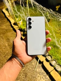 سامسونج A35 5G • نظيف • مبادلة بآيفون