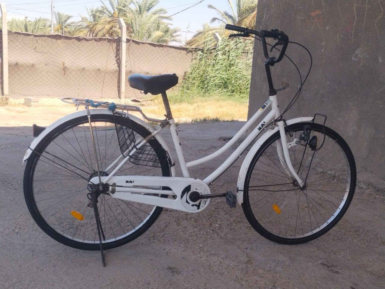 السلام عليكم شباب بايسكل للبيع موديل 2019 جديد حجم 27 رقم الهاتف *********** مكاني بابل طريق حله ديوانيه مقابل شركة
