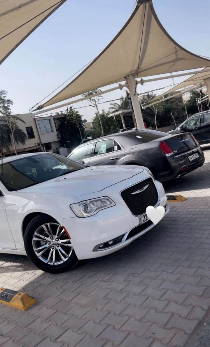 كرايسلر أوباما 300 (  كلين ✅) كفاله عام
موديل : 2019 

كلين تايتل حتى دعاميات شرط 

لون ابيض 

بانوراما 

تو ويل

مري قلاب تدفئه مري 

كشنات تدفئة تبريد

تدفئه ستيرن تحكم

نظافة 100% 

تخم تاير جديد تخم ويلكب 18جديد إنتاج 2025 

شاشة حجم كبير

سيارة كلش نضيفة و حلوه

تشغيل عن بعد 

بصمات بيبان و صندوق 

بلاجكتور زنون 

سماعه سستم (الباين)

ماشيه 91km 

مكان السيارة البصرة 

———————————-

للأستفسار أتصل 

***********

