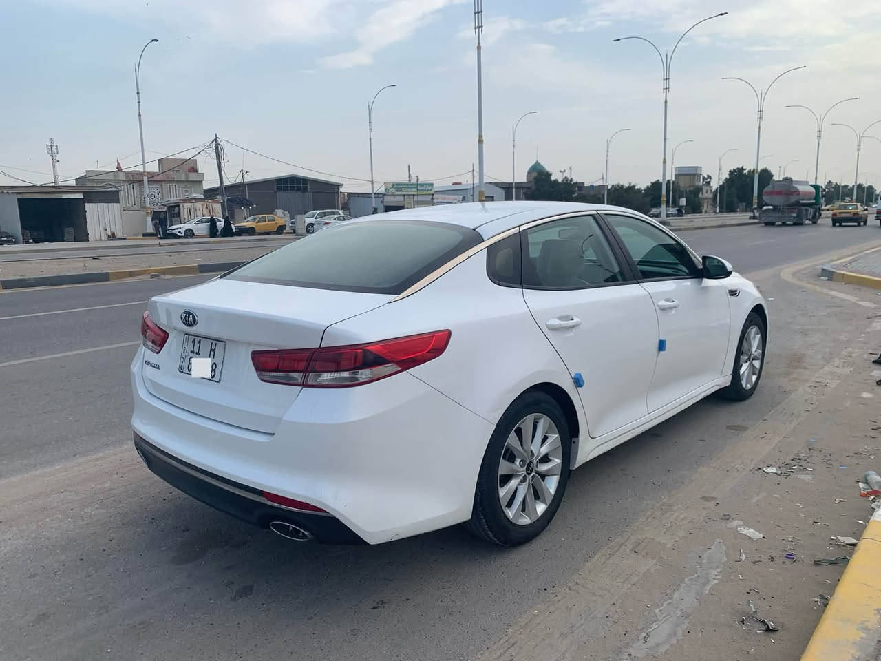 اوبتيما موديل ٢٠١٨ رقم بغداد دولي باسمي وتحويل مباشر وارد خليجي مكفول مكينه ٢٤٠٠ بيها رصعات بسيطه نص فول السياره مكان السياره السماوه المركز بيع او مراوس حسب القناعه ***********  بي واتساب للتواصل

