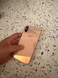 ايفون اكس اس • ذاكرة ٦٤ • بطارية ٧٤